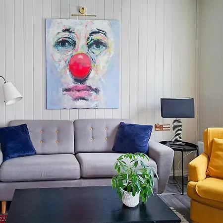 1 Bedroom Gorgeous In Λάρβικ