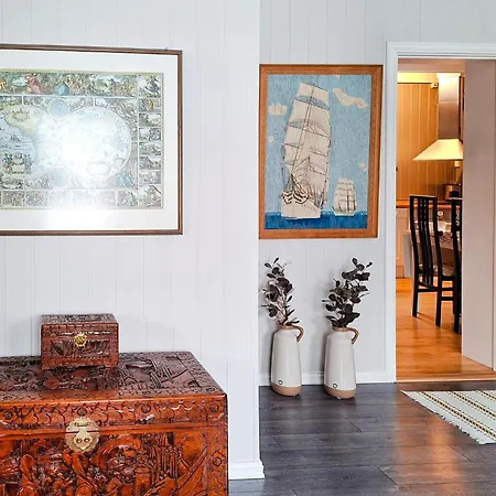 Διαμέρισμα 1 Bedroom Gorgeous In Λάρβικ